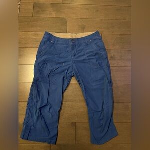 Kuhl Kendra Capri Women's Hiking Pants blue  Floral Embroidered Size 12